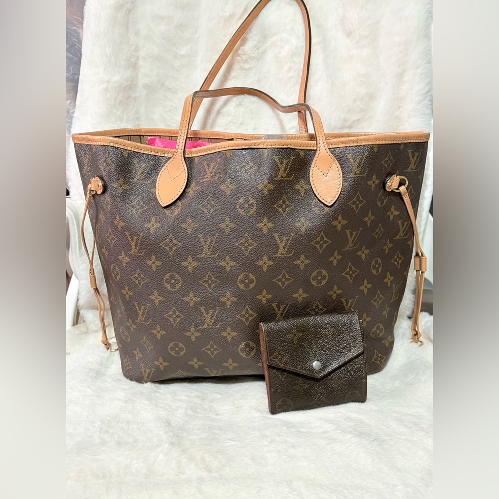 Louis Vuitton Neverfull Monogram Tote Brown w/ refurb wallet